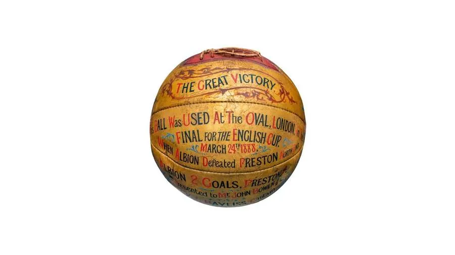 Objetos de leyenda: Momentos icónicos en la historia del fútbol