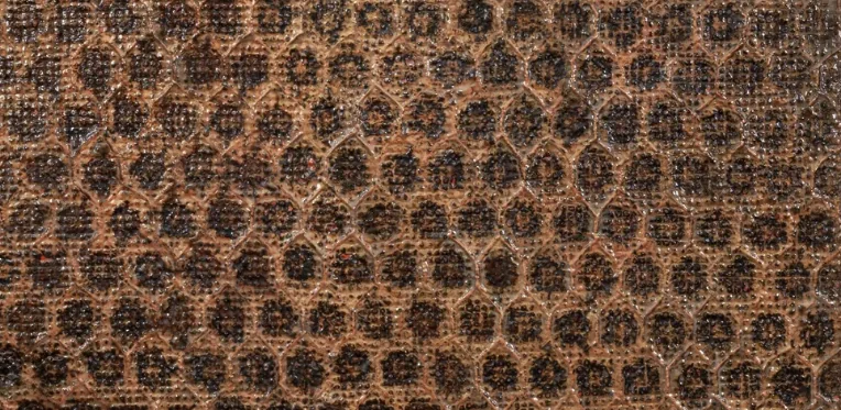 Alan Bee. Relazioni invisibili