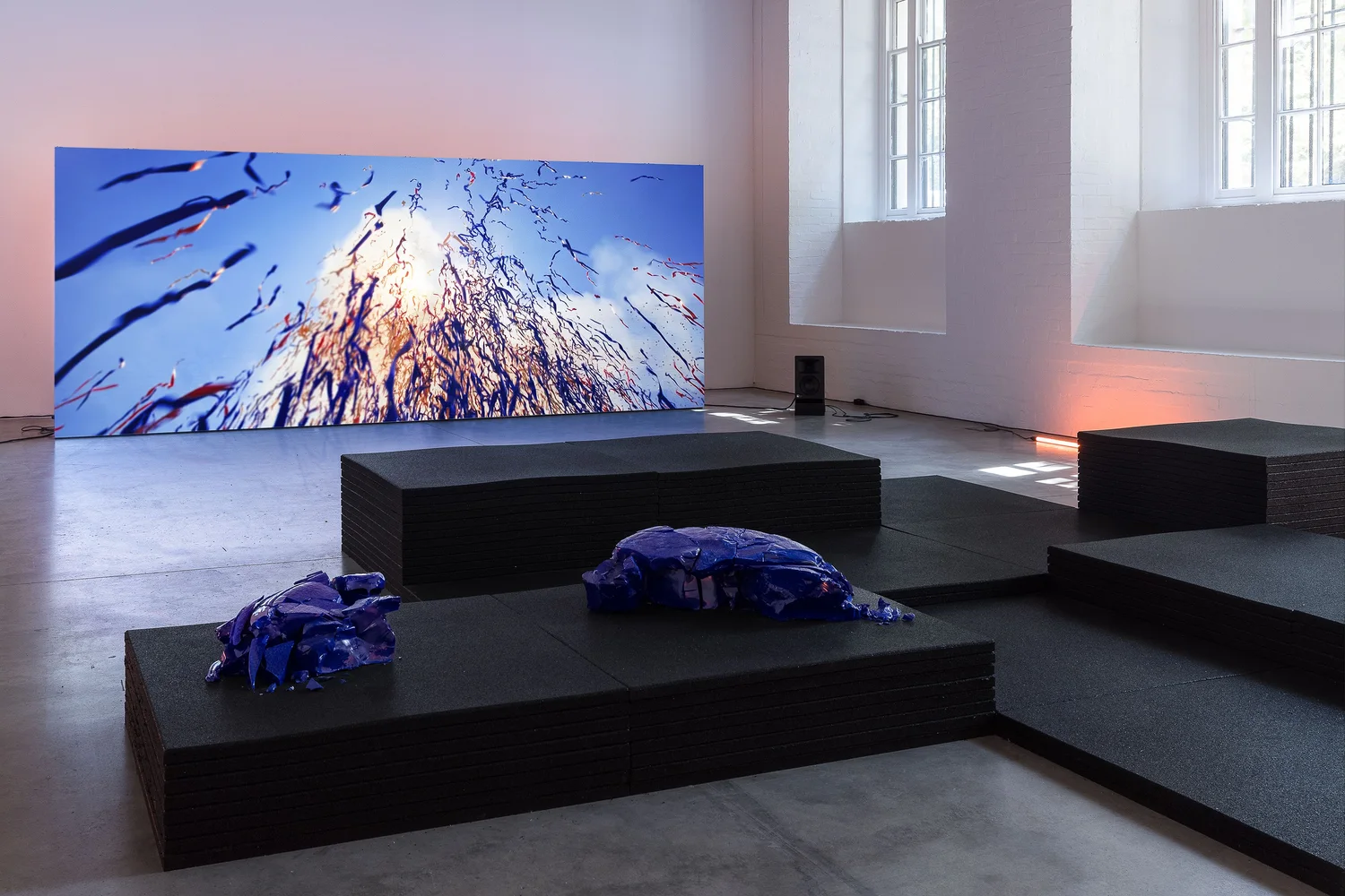 Foto © Rob Harris, installation view ICA London 2026. Courtesy MACTE Fondazione. Diritti dell'immagine riservati.