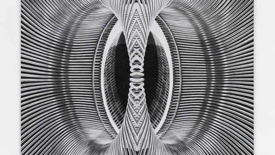 Yunyao Zhang. When the Surface Thinks